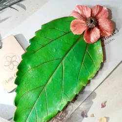 Porta Incienso "Hoja de Vida con Flor Silvestre"