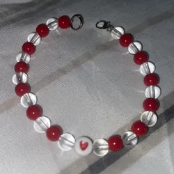 perlas transparentes, perlas de color y corazón ❤️