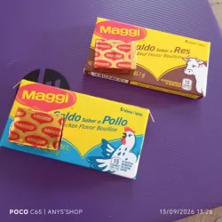 Cuadritos de pollo y res MAGGI
