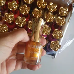 Pinturas naturales para uñas