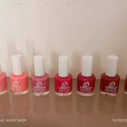 Pinturas naturales para uñas