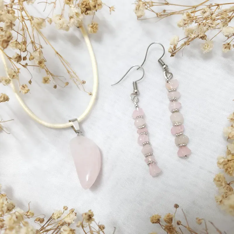 Conjunto de Colgante y Aretes Cuarzo Rosa 
