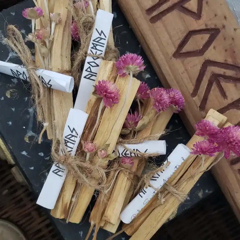 Palo santo sticks