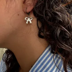 Aretes de lazo 