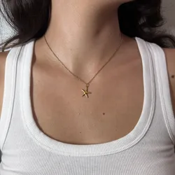 Cadena estrella dorada