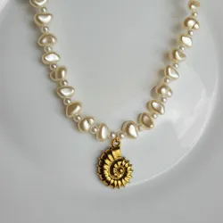 Collar golden summer