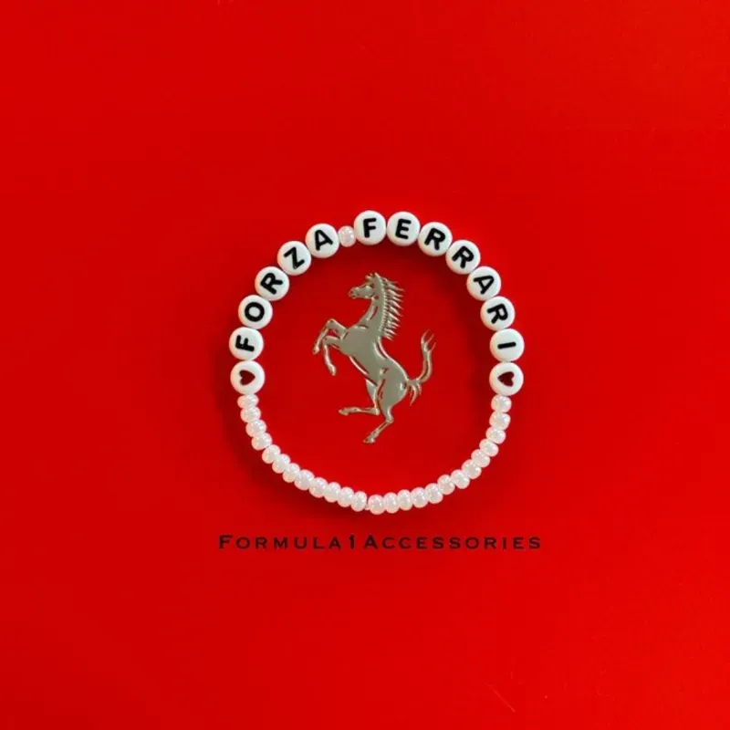 Pulsera F1