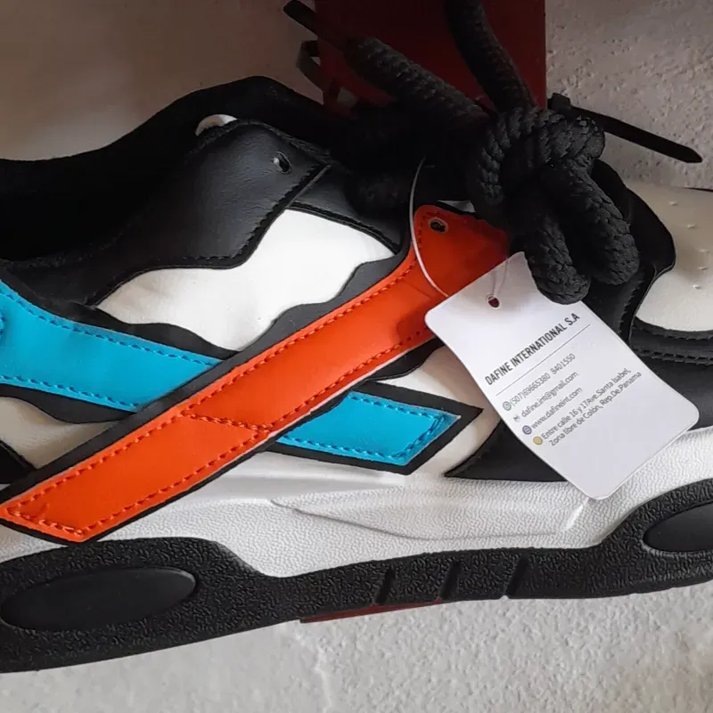 Tenis de hombre