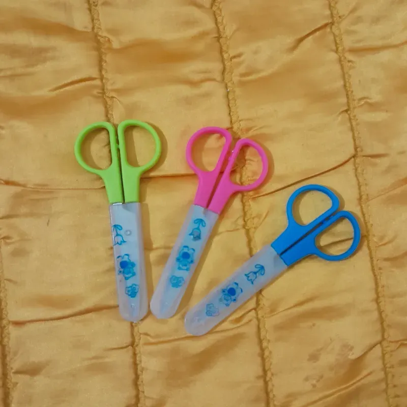 Tijerita para niños con proteccion
