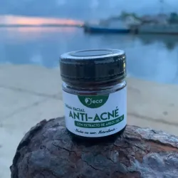 Crema facial antiacné 