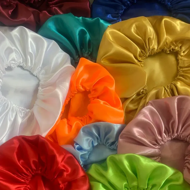Gorros de satin