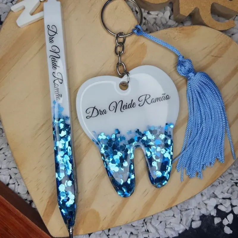 Bolígrafos y llaveros a juego