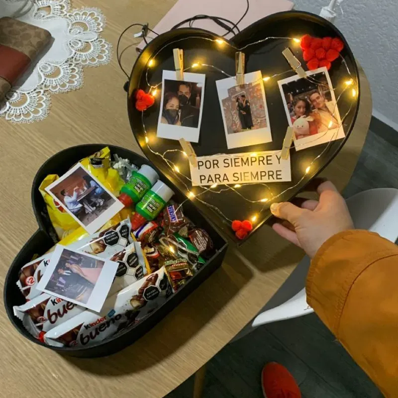 Caja con luces y regalos 