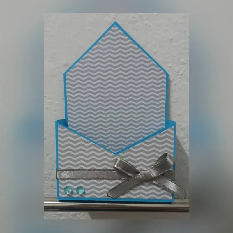 Caja en forma de sobre