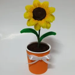 Girasol de limpiapipas 