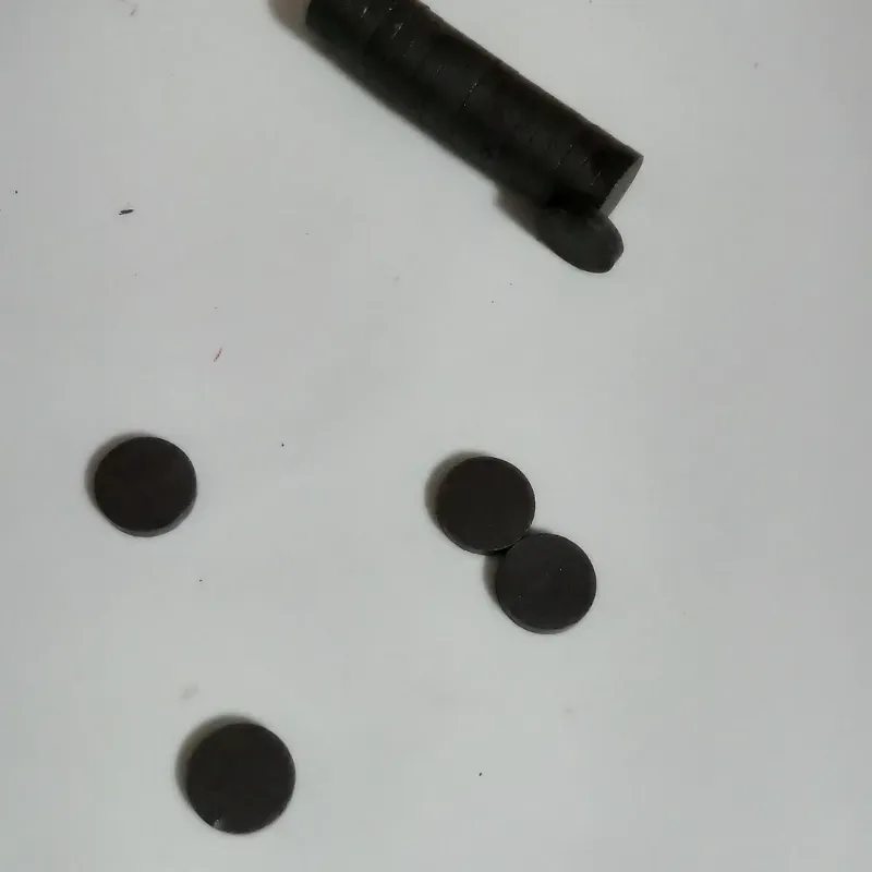 Imanes1 cm