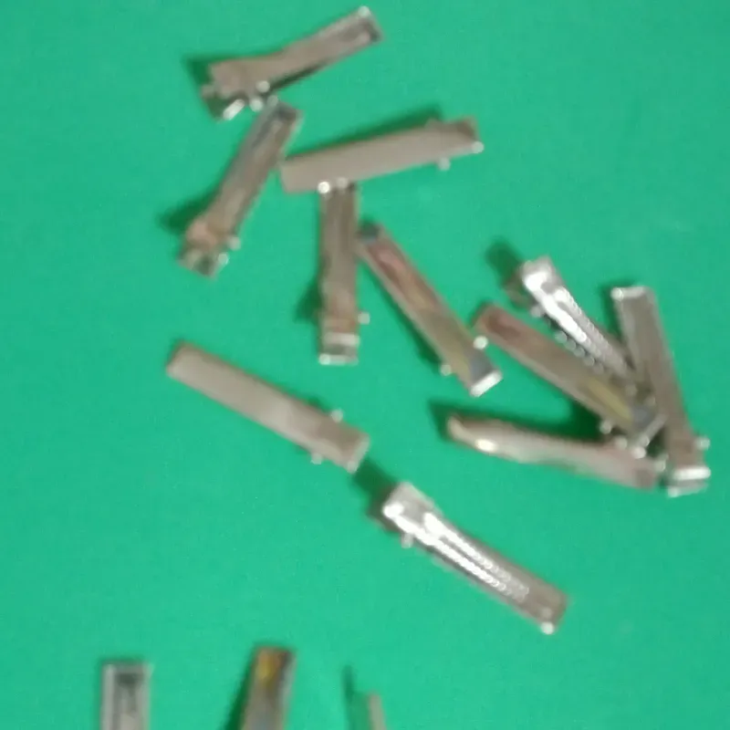 Pinzas caimán de 3.5 cm de metal