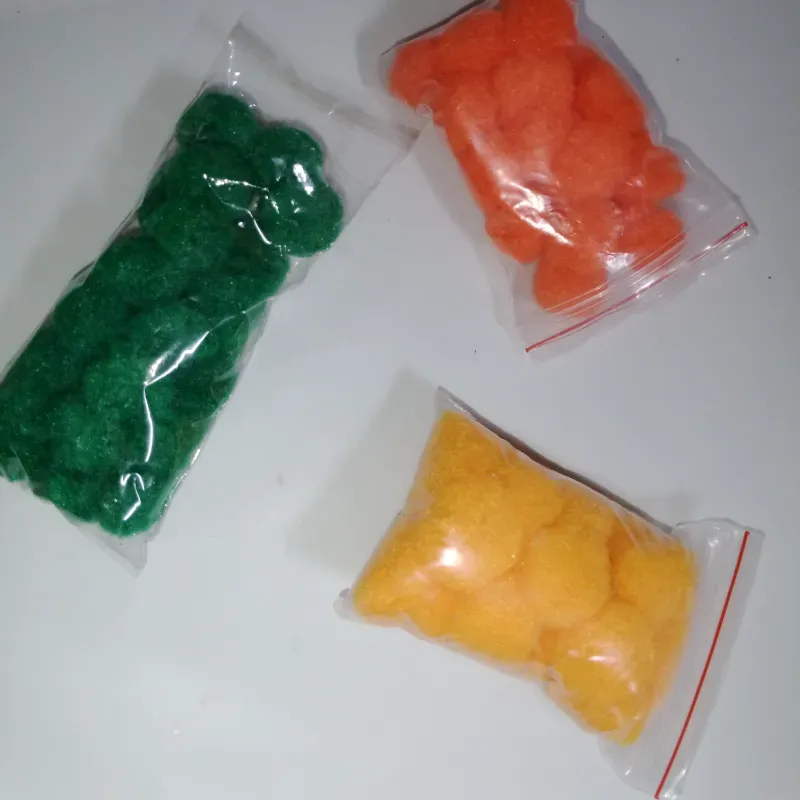 Pompones 2cm