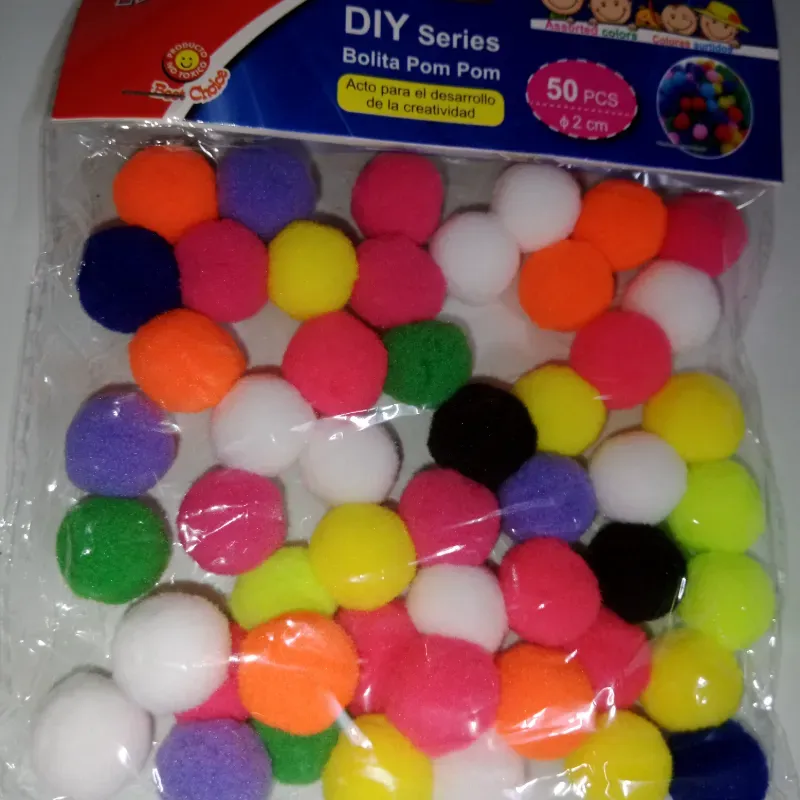 Pompones de 2 cm paq 50 piezas