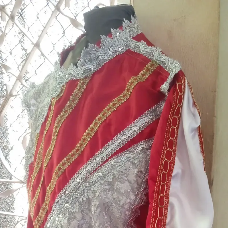 Traje