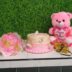 Mamá 🎂💐🧸🍫