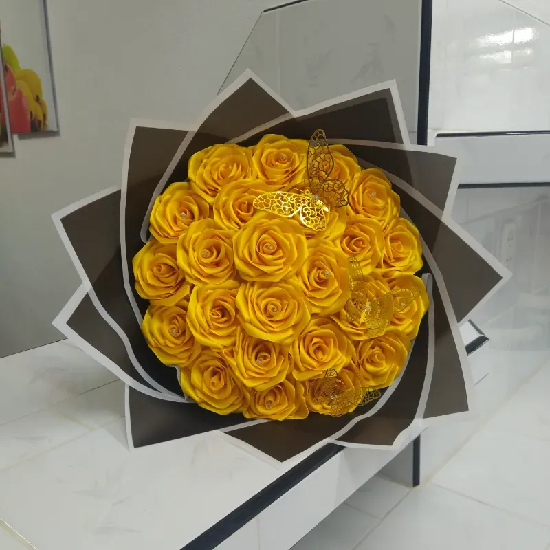 Ramo de rosas 💛