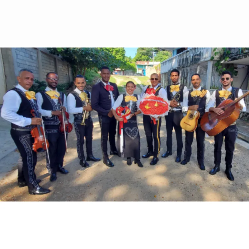 entrega con Mariachis 🎵🥰❤️