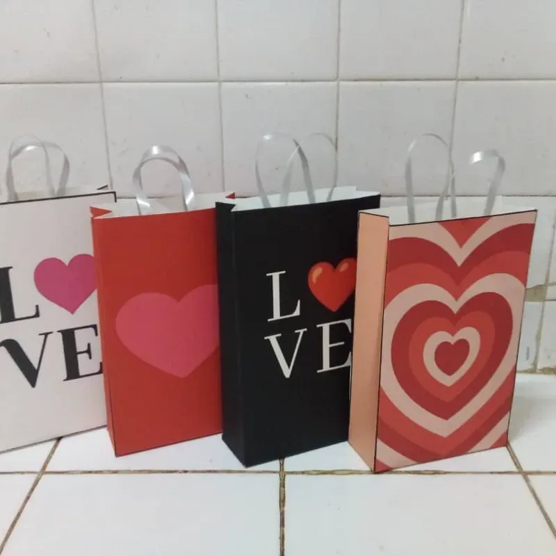 Bolsitas de regalo de cartulina 