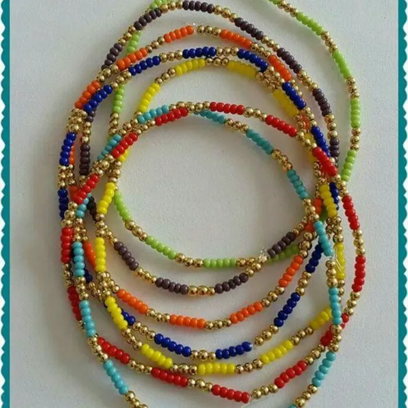 Collares de mostacilla 