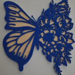 Mariposas de foami troqueladas para decoración de pared.