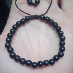 Pulsera de perlas negras 