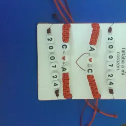 Set de 4 pulseras  nombres y fechas 