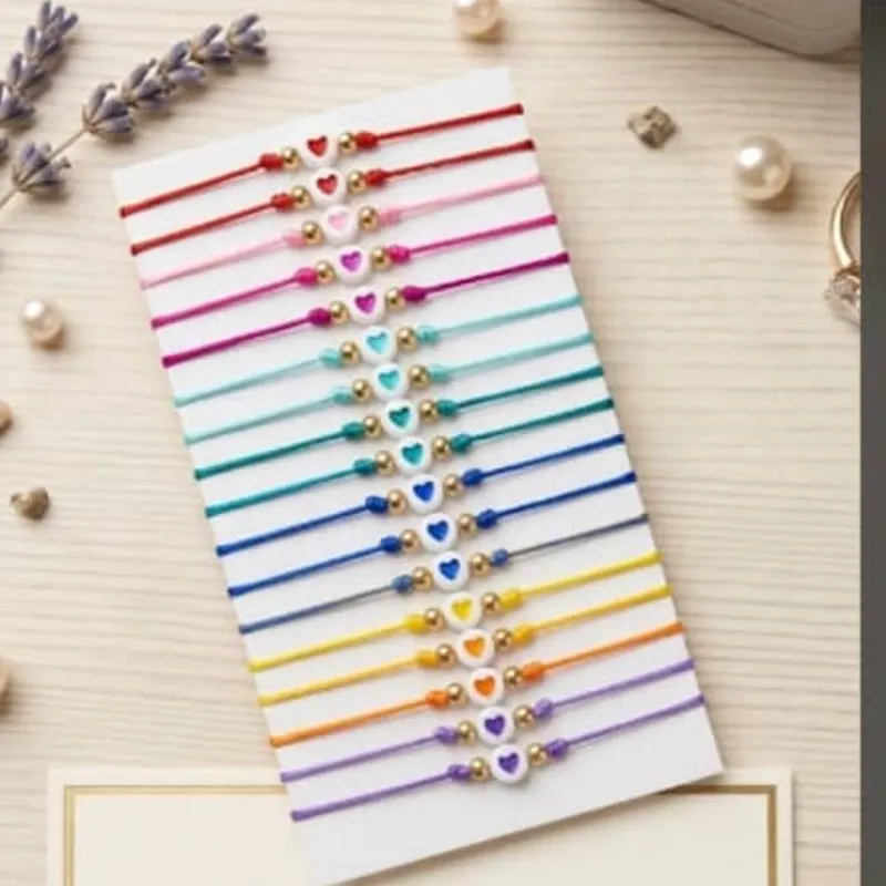 Set de pulseras de hilo de corazón