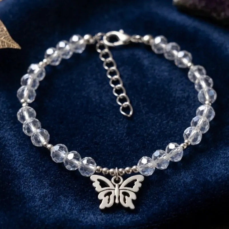 Pulsera con colgante de mariposa