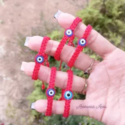 Pulsos con ojo turco 