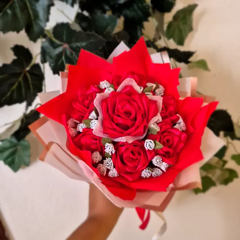 Ramo de rosas eternas 