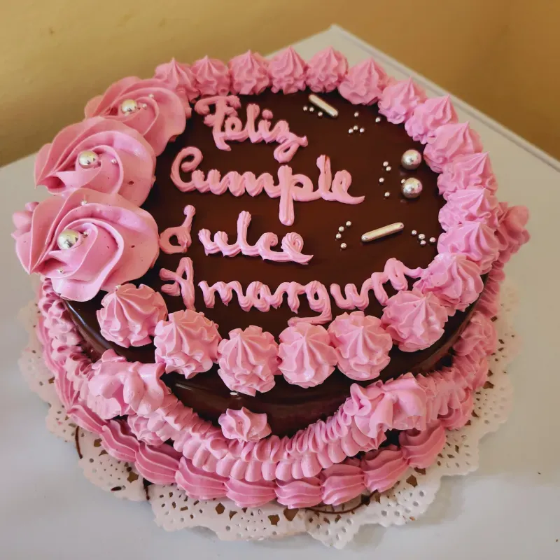 Cake de chocolate con merengue 