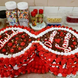 Cake de rengue con cobertura de chocolate 