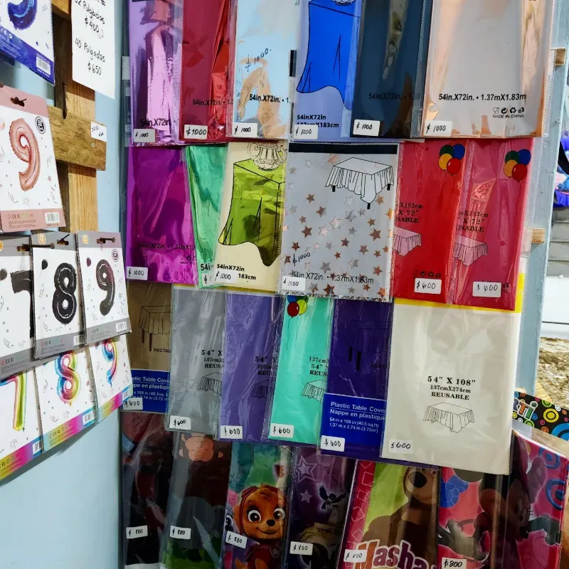 Rosado, Rojo, Plateado, Azul, Negro, Rosa viejo