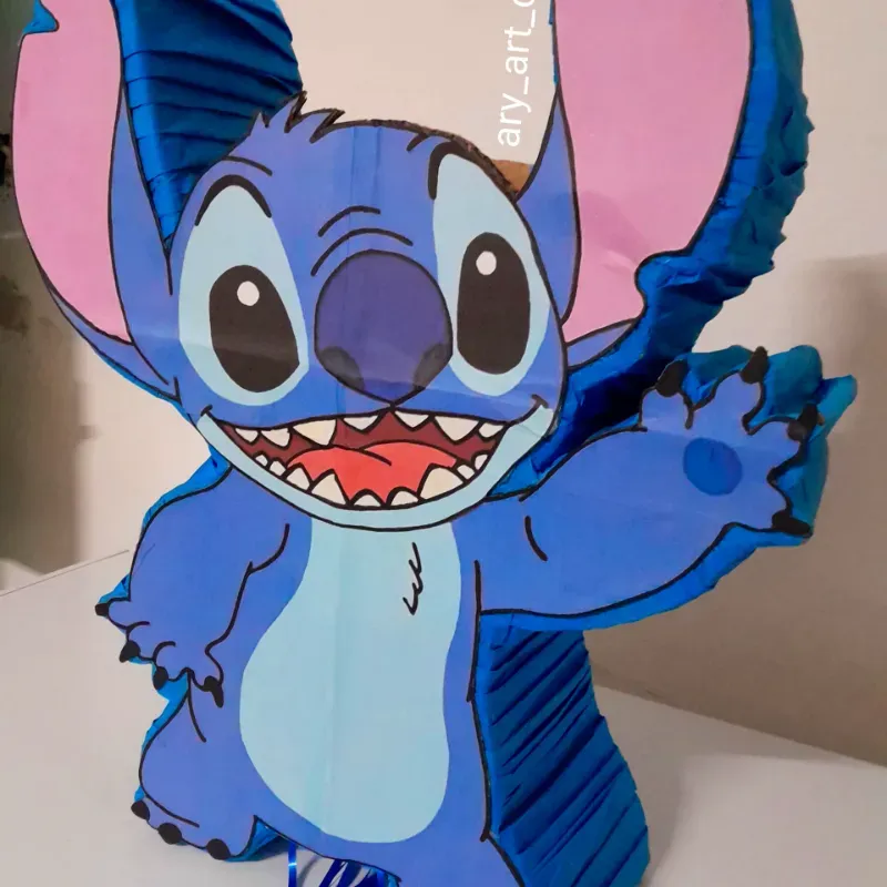 Piñatas con formas de personajes 