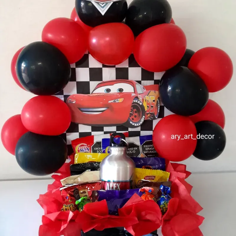 Regalo Sorpresa con arco de globos 