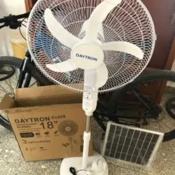 Ventilador recargable marca daytron 12000 mAh