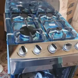 Fogón de 4 hornillas y horno