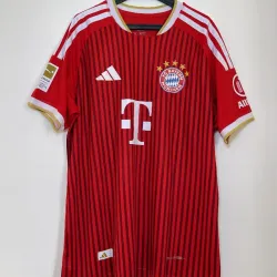 Bayern Múnich — 1ª Equipación
