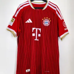Bayern Múnich — 1ª Equipación