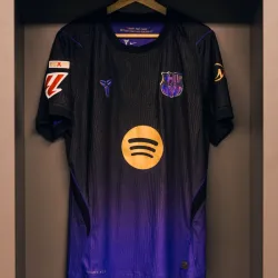 Fc Barcelona — 2ª Equipación