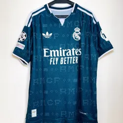 Real Madrid — 2ª Equipación