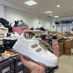 Tenis estilo Adidas 