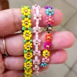 Pulsos de flores varias en mostacilla 