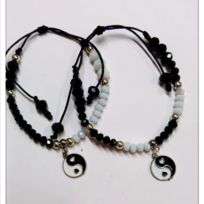 Yin yang con swarosky 4mm 